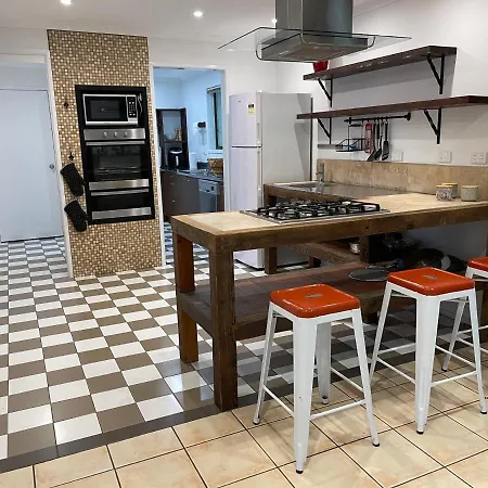 Tamborine Accommodation 84 Eagle Heights Road 6 Bedroom 3 Baths Parking Complete Holiday Home Mount Tamborine Exterior photo