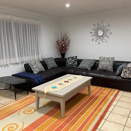 Tamborine Accommodation 84 Eagle Heights Road 6 Bedroom 3 Baths Parking Complete Holiday Home Mount Tamborine Exterior photo
